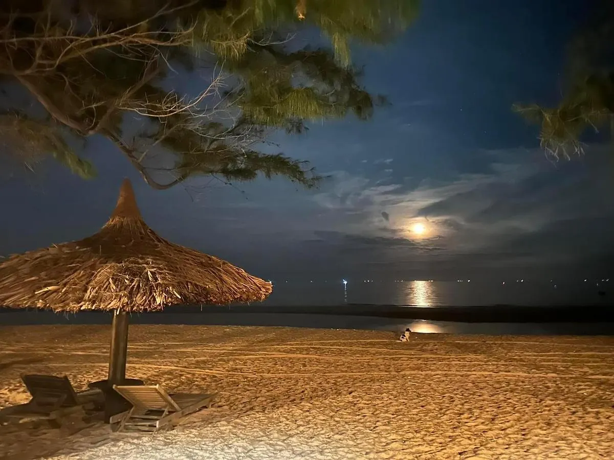Orchid Boutique Beach Resort Фантхьет