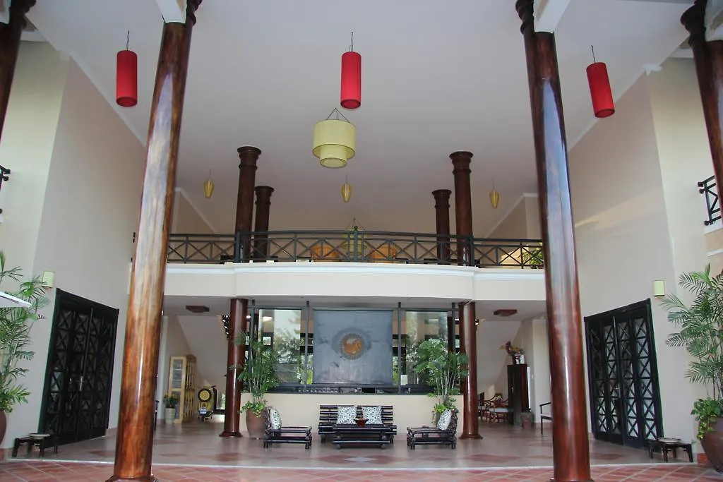 Orchid Boutique Beach Resort Фантхьет